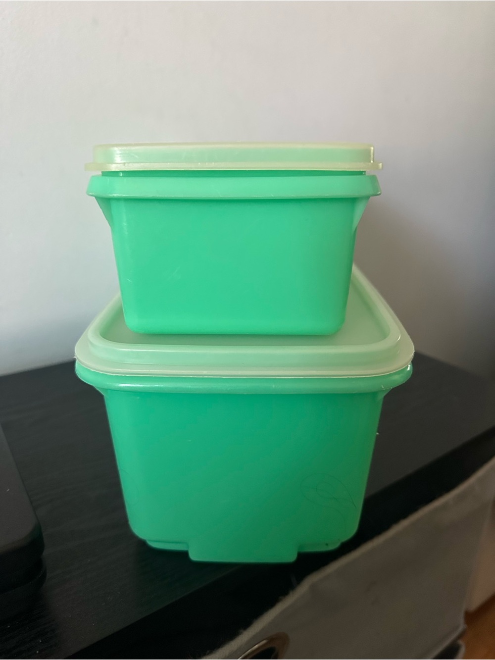 Vintage Tupperware Containers - Picture 10 of 10